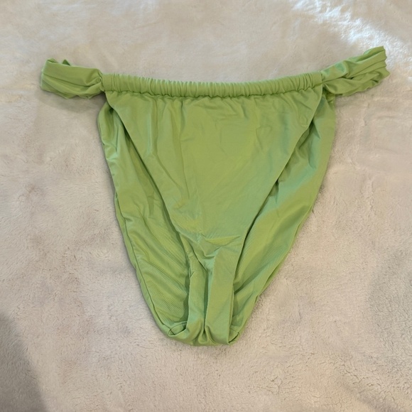 New! dippin daisys Quinn Bikini Bottom in Mojito 31470 - Picture 4 of 11